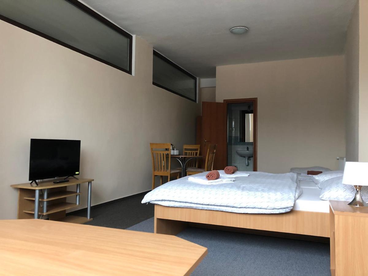 Sport Hotel Borik ジリナ エクステリア 写真