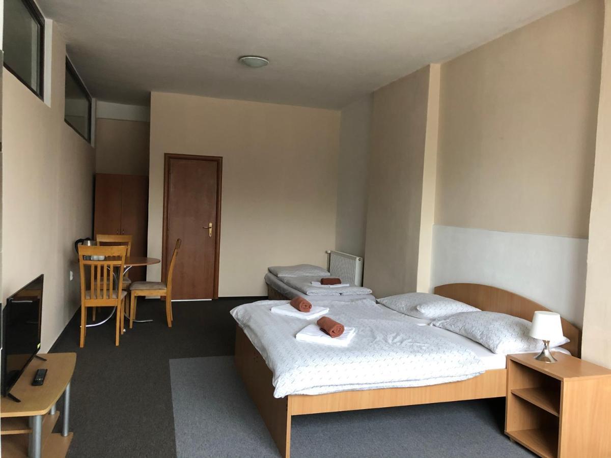 Sport Hotel Borik ジリナ エクステリア 写真